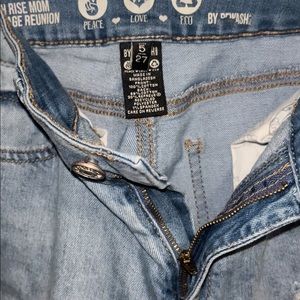 Rewashed high rise mom jeans